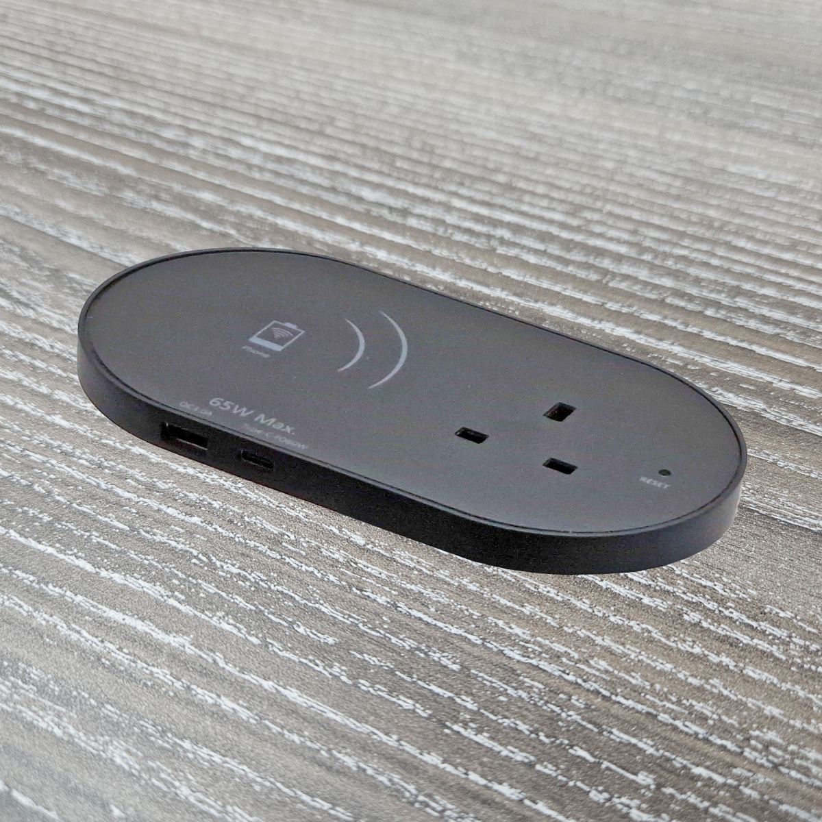 In Desk Wireless Charger 65W USB 80mm Desk Grommet